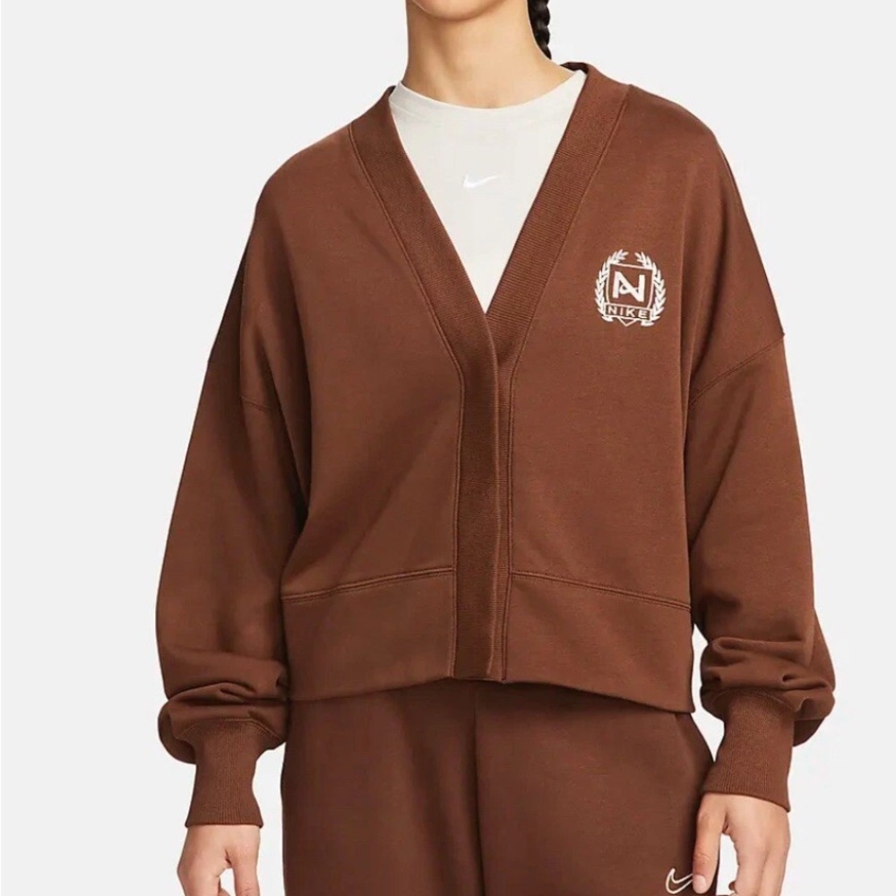 Nike Women’s Sportswear Over-Oversized Cardigan in Brown medium